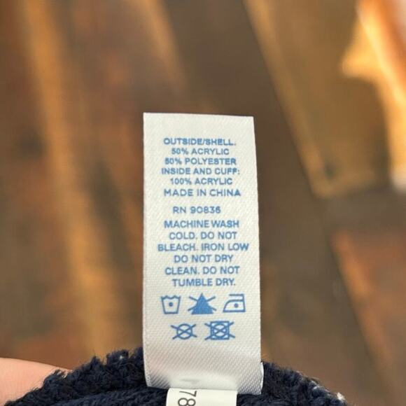 Tennessee Titans Beanie with Logo & Pom Pom NWOT - Picture 6 of 6